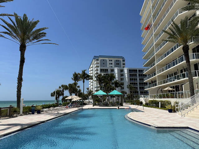 LElegance Lido Beach - pool